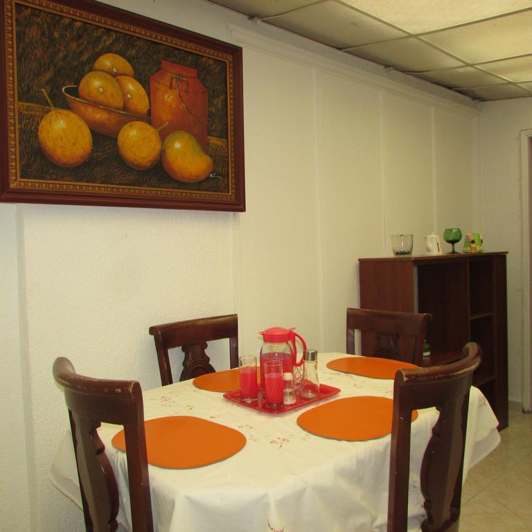 Casa De Huespedes Shalom Victoria Pensionat Bogotá Eksteriør billede
