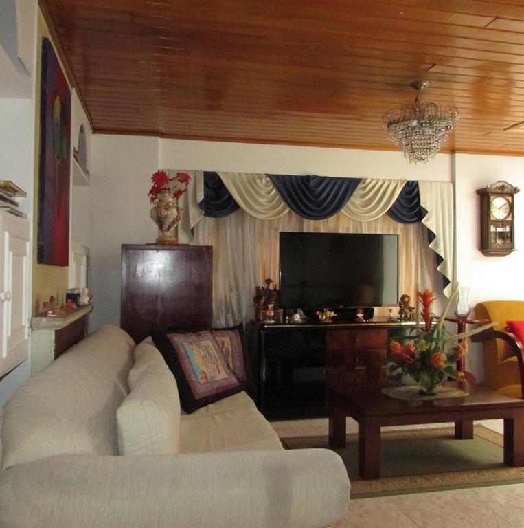 Casa De Huespedes Shalom Victoria Pensionat Bogotá Eksteriør billede